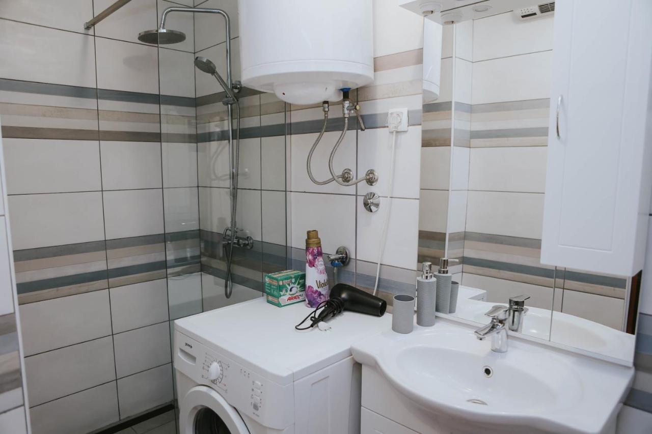 I&T Apartman Gospić Esterno foto